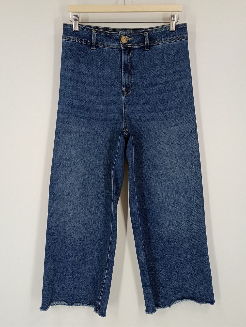Devoted Wide Leg Crop Jeans